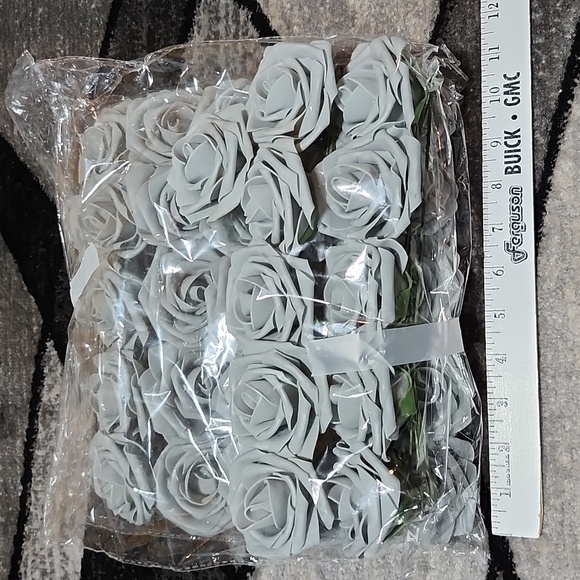 ARTIFICIAL FLOWERS FLEX STEMS GRAY FOAM SOFT ROSES 36 PC - Picture 3 of 9